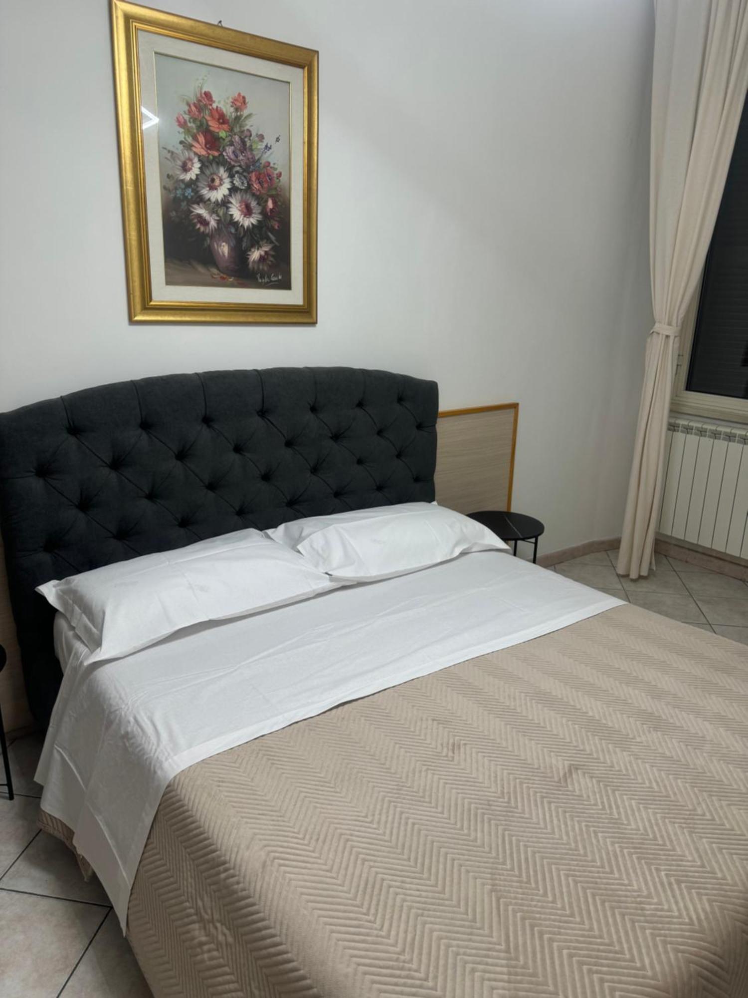 Appartamento Larisarooms Рим Екстер'єр фото