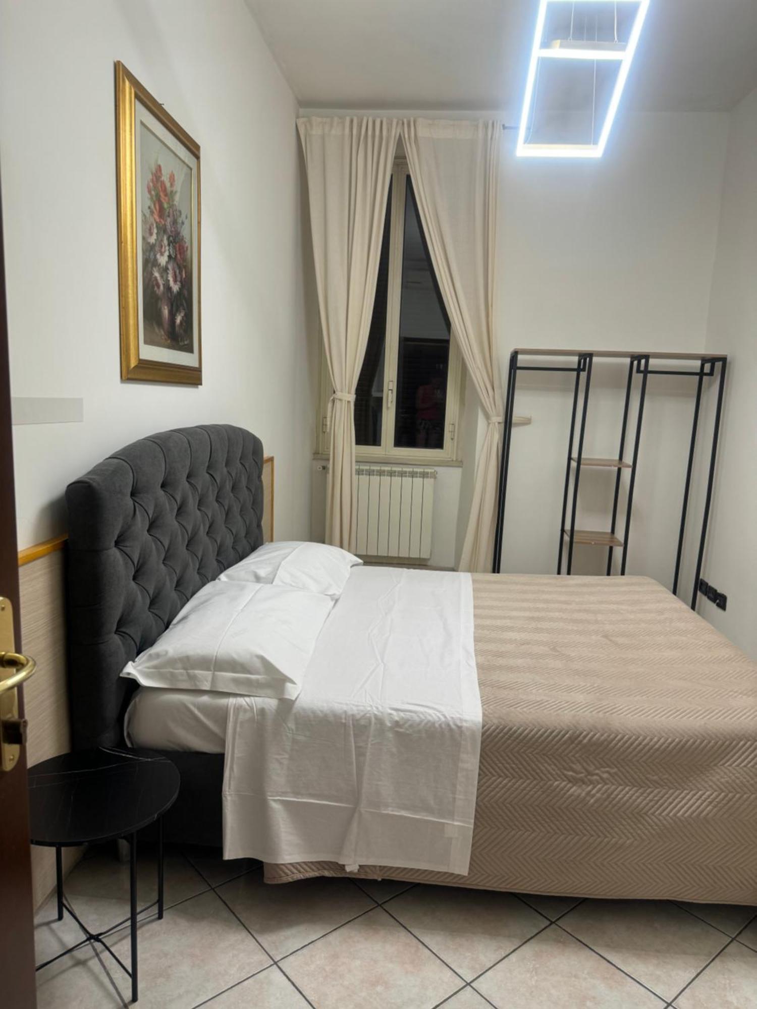 Appartamento Larisarooms Рим Екстер'єр фото