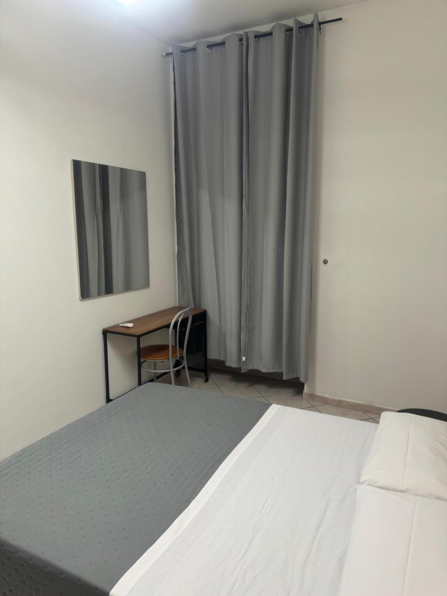 Appartamento Larisarooms Рим Екстер'єр фото